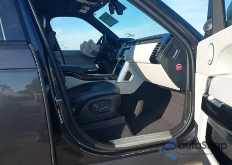 2014 Land Rover Range Rover 5.0L V8 Supercharged/5.0L V8 Supercharged Ebony Edition z USA, uszkodzony, nr VIN SALGS2EFXEA151570